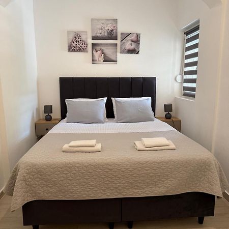 Apartment Ninas Доброта Екстер'єр фото